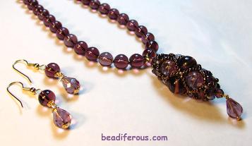 Filled Net Pendant